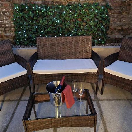 Serene Getaway Apartments Мейдстон Экстерьер фото