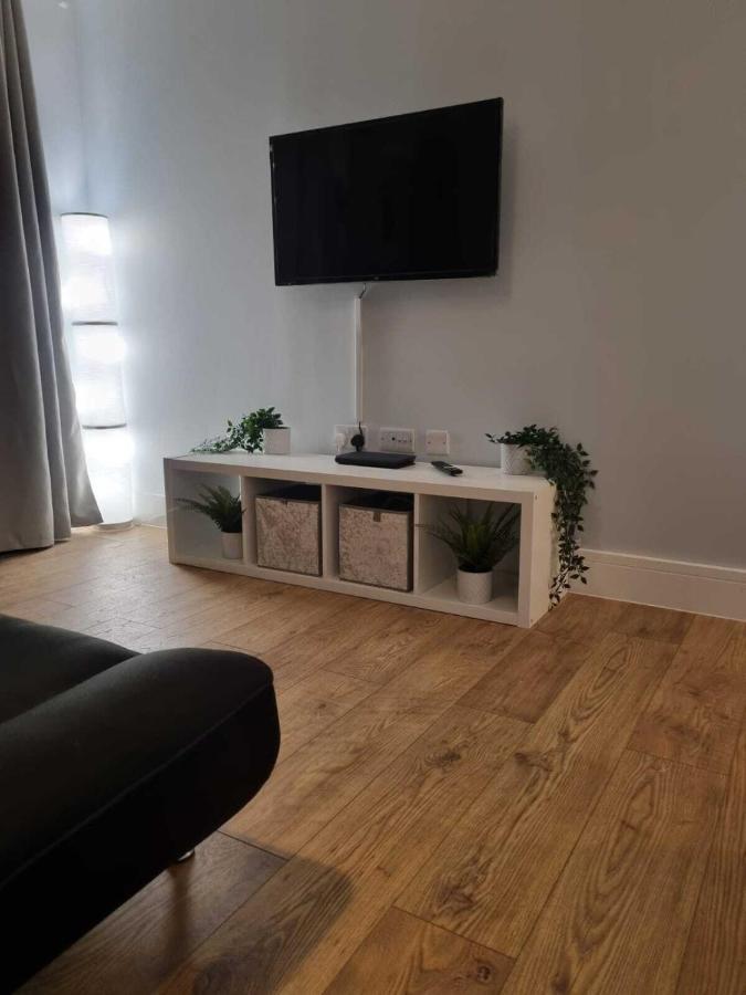 Serene Getaway Apartments Мейдстон Экстерьер фото